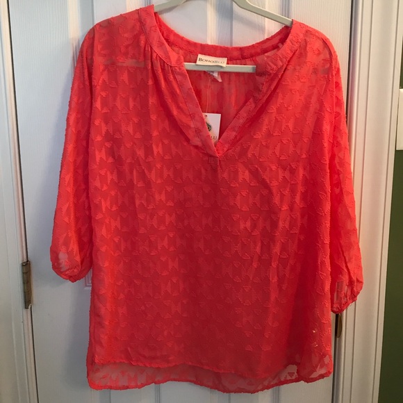 Coral patterned sheer blouse with 3/4 sleeves - Picture 1 of 3